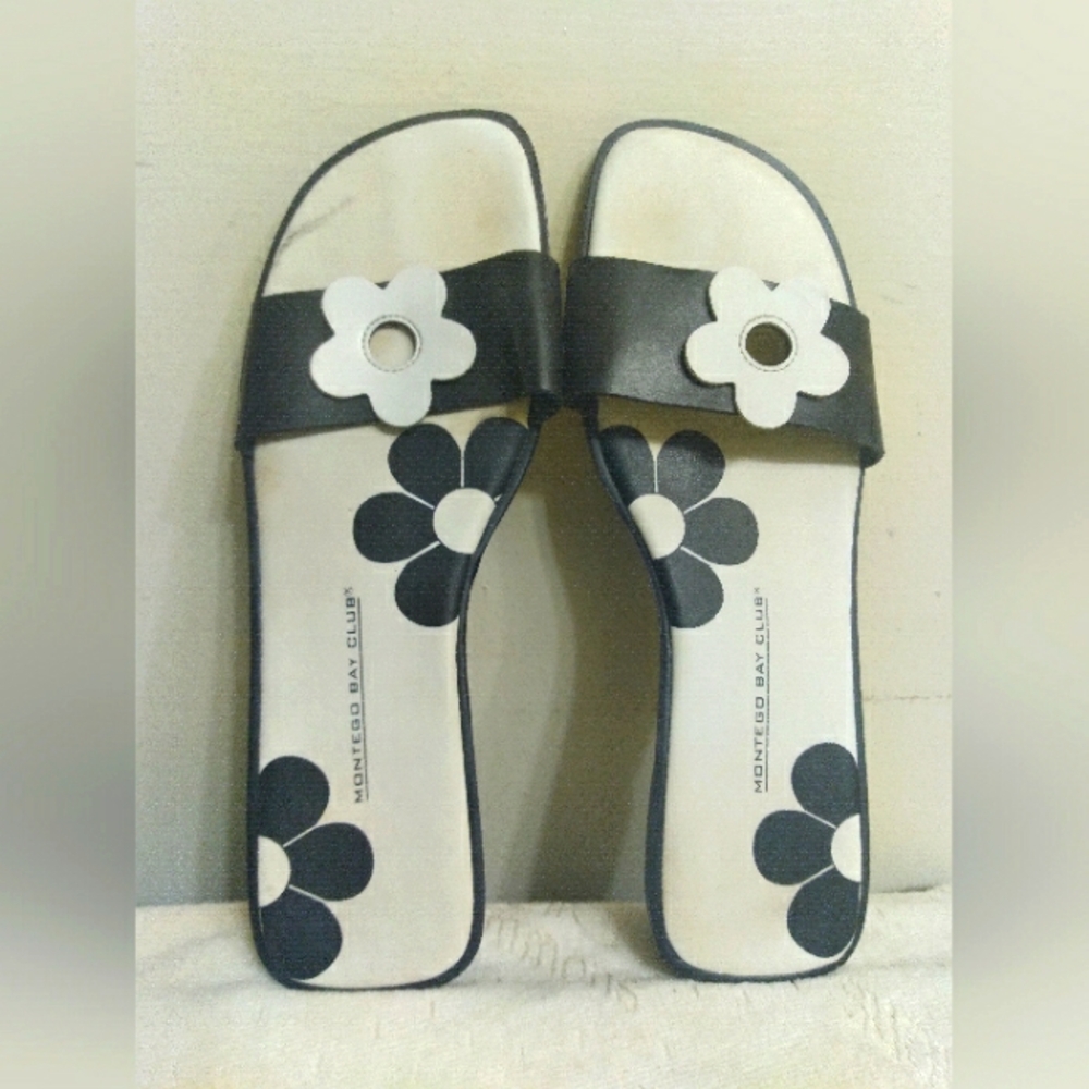Black and White Women's MONTEGO BAY CLUB Slippers Size 9.5 Leather